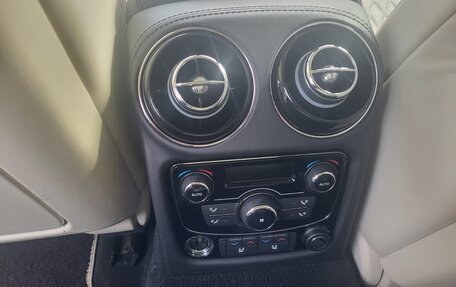 Jaguar XJ IV (X351), 2017 год, 2 800 000 рублей, 8 фотография