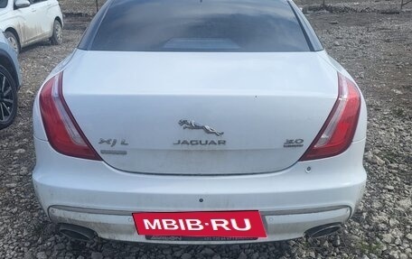 Jaguar XJ IV (X351), 2017 год, 2 800 000 рублей, 3 фотография