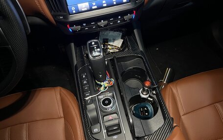 Maserati Levante I, 2022 год, 4 490 000 рублей, 4 фотография