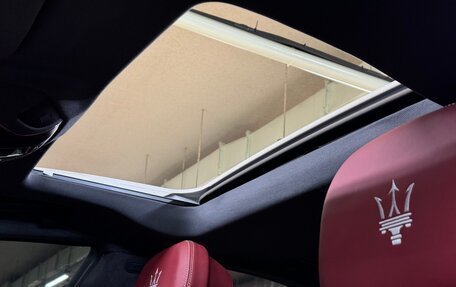 Maserati Ghibli, 2022 год, 3 938 000 рублей, 8 фотография
