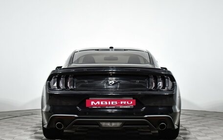 Ford Mustang VI рестайлинг, 2019 год, 3 500 000 рублей, 6 фотография