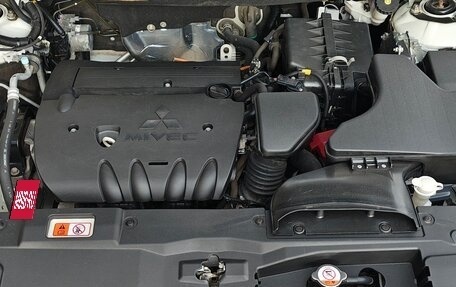 Mitsubishi Outlander III рестайлинг 3, 2021 год, 3 200 000 рублей, 26 фотография
