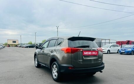 Toyota RAV4, 2014 год, 2 129 000 рублей, 4 фотография