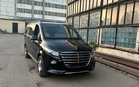 Mercedes-Benz V-Класс, 2024 год, 17 600 000 рублей, 2 фотография