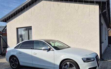 Audi A4, 2012 год, 1 270 000 рублей, 4 фотография