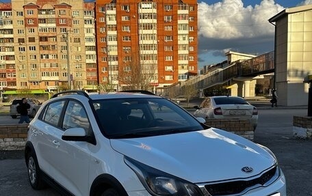 KIA Rio IV, 2018 год, 1 350 000 рублей, 2 фотография