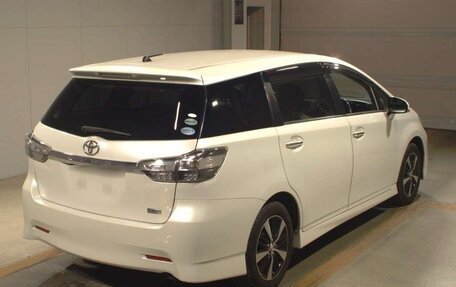 Toyota Wish II, 2015 год, 1 280 000 рублей, 2 фотография