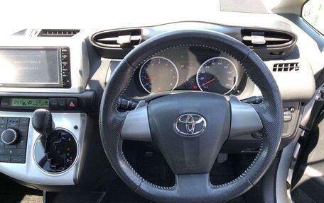 Toyota Wish II, 2015 год, 1 280 000 рублей, 3 фотография