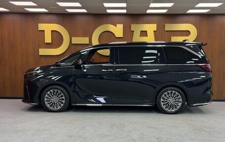 Lexus LM, 2024 год, 19 700 000 рублей, 7 фотография