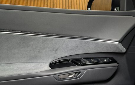 Lexus LM, 2024 год, 19 700 000 рублей, 19 фотография