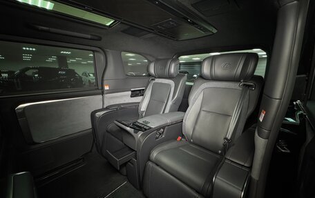 Lexus LM, 2024 год, 19 700 000 рублей, 24 фотография
