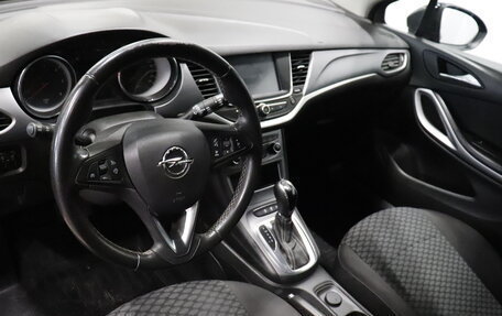 Opel Astra K, 2018 год, 1 338 000 рублей, 15 фотография