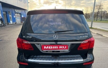 Mercedes-Benz GL-Класс, 2014 год, 3 200 000 рублей, 5 фотография