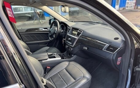 Mercedes-Benz GL-Класс, 2014 год, 3 200 000 рублей, 28 фотография