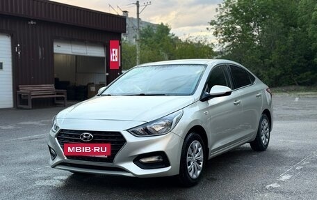 Hyundai Solaris II рестайлинг, 2019 год, 1 550 000 рублей, 3 фотография