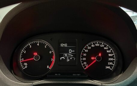 Volkswagen Polo VI (EU Market), 2016 год, 940 000 рублей, 25 фотография