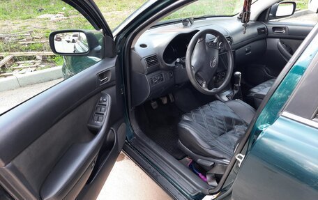 Toyota Avensis III рестайлинг, 2005 год, 480 000 рублей, 8 фотография