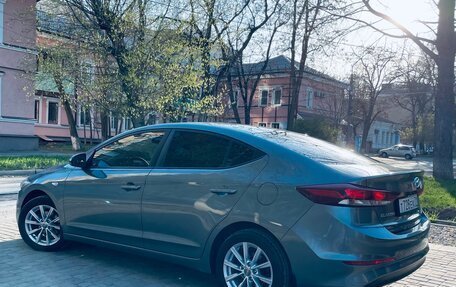 Hyundai Elantra VI рестайлинг, 2017 год, 1 470 000 рублей, 2 фотография