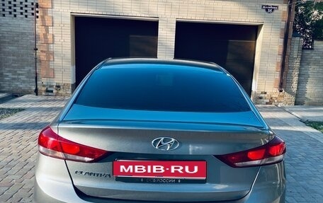 Hyundai Elantra VI рестайлинг, 2017 год, 1 470 000 рублей, 8 фотография
