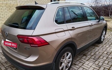 Volkswagen Tiguan II, 2018 год, 2 299 000 рублей, 5 фотография