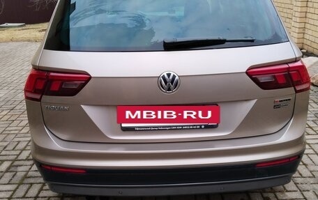 Volkswagen Tiguan II, 2018 год, 2 299 000 рублей, 4 фотография
