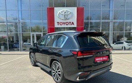 Lexus LX, 2024 год, 16 990 000 рублей, 9 фотография