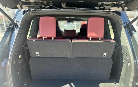 Lexus LX, 2024 год, 16 990 000 рублей, 38 фотография