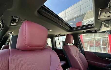 Lexus LX, 2024 год, 16 990 000 рублей, 30 фотография