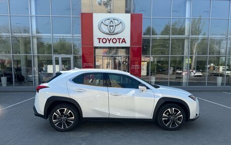Lexus UX I, 2022 год, 3 500 000 рублей, 5 фотография
