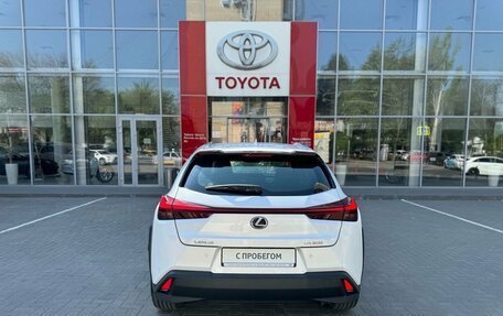 Lexus UX I, 2022 год, 3 500 000 рублей, 8 фотография