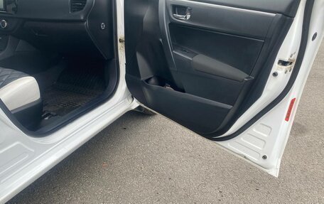 Toyota Corolla, 2013 год, 1 300 000 рублей, 5 фотография