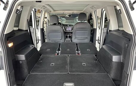 Volkswagen Touran III, 2021 год, 1 793 000 рублей, 12 фотография