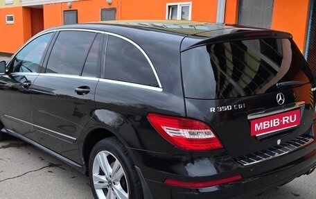 Mercedes-Benz R-Класс, 2011 год, 1 650 000 рублей, 6 фотография