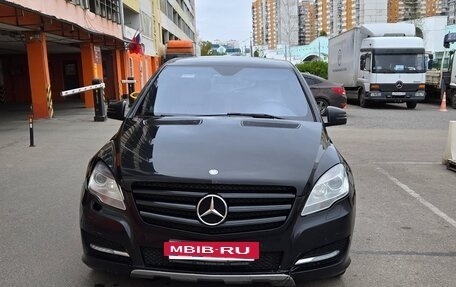 Mercedes-Benz R-Класс, 2011 год, 1 650 000 рублей, 2 фотография