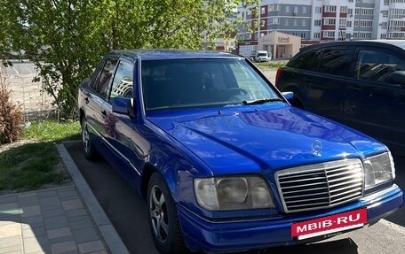 Mercedes-Benz E-Класс, 1994 год, 320 000 рублей, 5 фотография