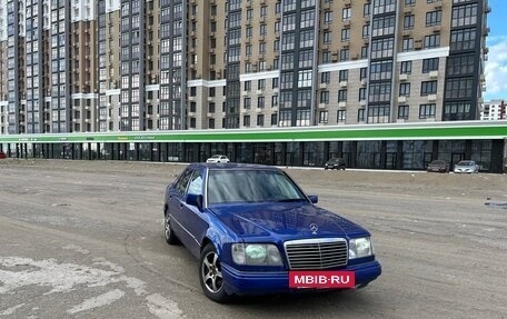 Mercedes-Benz E-Класс, 1994 год, 320 000 рублей, 4 фотография
