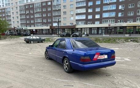 Mercedes-Benz E-Класс, 1994 год, 320 000 рублей, 2 фотография