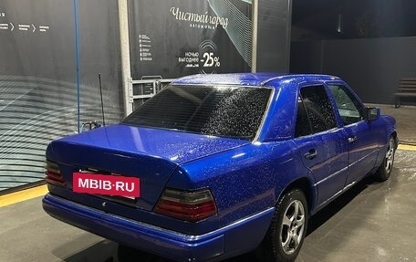 Mercedes-Benz E-Класс, 1994 год, 320 000 рублей, 6 фотография