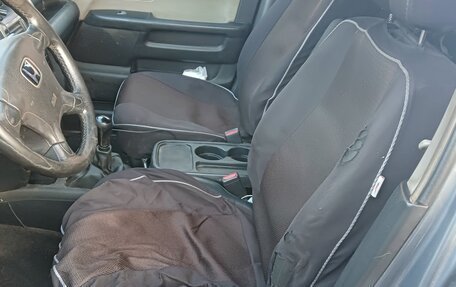 Honda CR-V II рестайлинг, 2004 год, 723 000 рублей, 8 фотография