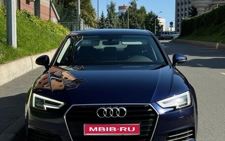 Audi A4, 2018 год, 2 400 000 рублей, 1 фотография