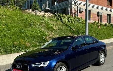 Audi A4, 2018 год, 2 400 000 рублей, 4 фотография