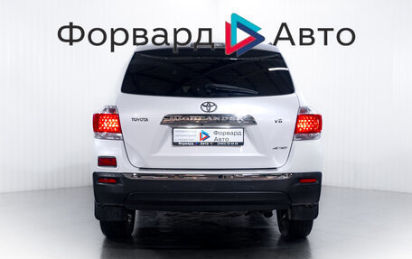 Toyota Highlander III, 2012 год, 1 980 000 рублей, 6 фотография