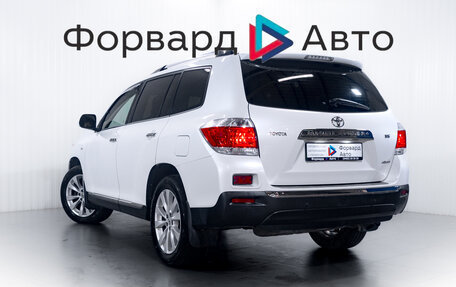 Toyota Highlander III, 2012 год, 1 980 000 рублей, 5 фотография