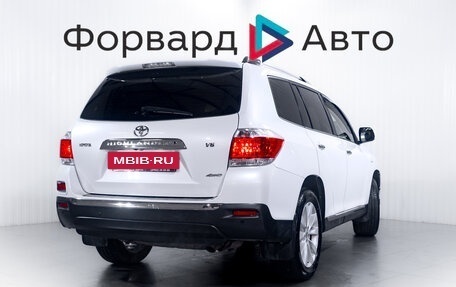 Toyota Highlander III, 2012 год, 1 980 000 рублей, 7 фотография