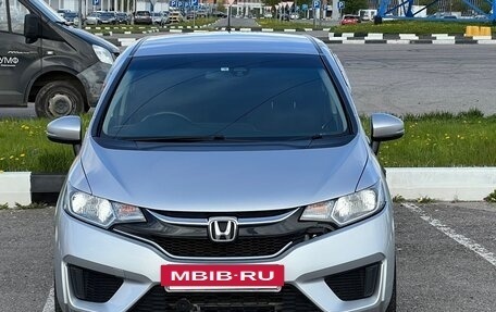 Honda Fit III, 2016 год, 1 340 000 рублей, 3 фотография