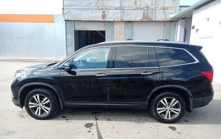 Honda Pilot III рестайлинг, 2018 год, 3 100 000 рублей, 5 фотография