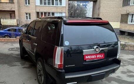 Cadillac Escalade III, 2012 год, 3 000 000 рублей, 2 фотография