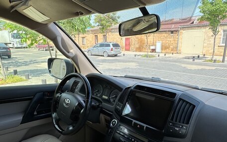 Toyota Land Cruiser 200, 2013 год, 3 950 000 рублей, 2 фотография