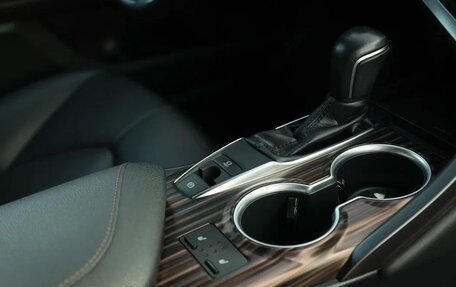 Toyota Camry, 2020 год, 3 690 000 рублей, 18 фотография