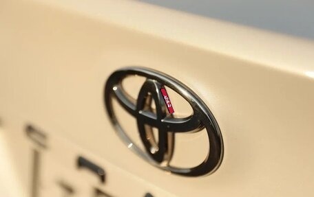 Toyota Camry, 2020 год, 3 690 000 рублей, 10 фотография